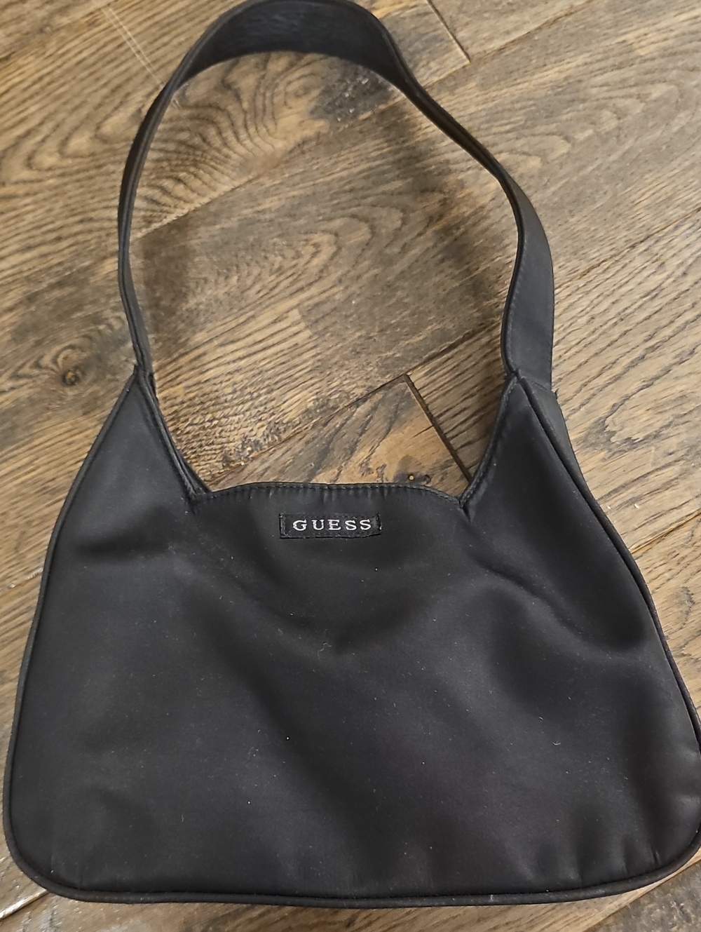 Y2K GUESS Black Shoulder Bag